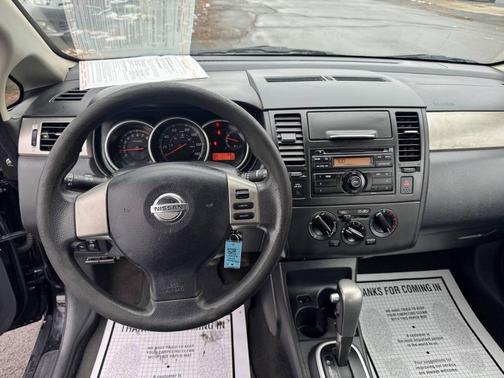 2012 Nissan Versa 1.8 S