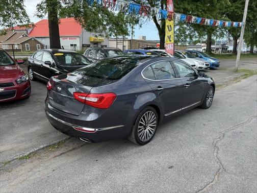 2015 Kia Cadenza Premium 4dr Sedan