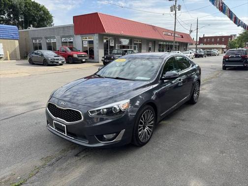 2015 Kia Cadenza Premium 4dr Sedan