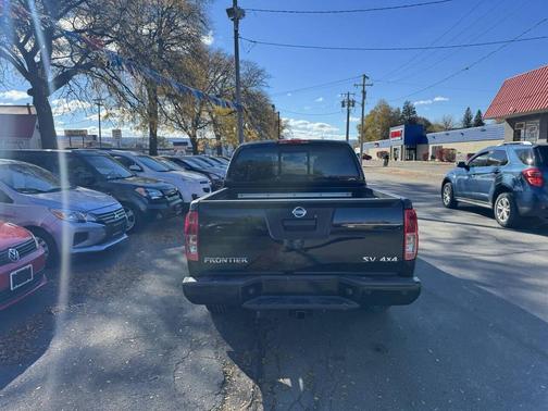 2021 Nissan Frontier SV