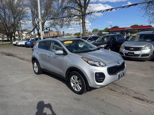 Silver 2017 Kia Sportage LX