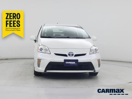 White 2015 Toyota Prius Four