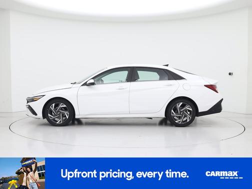 White 2025 Hyundai ELANTRA Limited