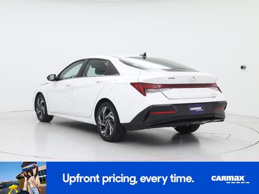 White 2025 Hyundai ELANTRA Limited