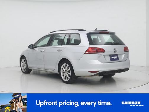 2016 Volkswagen Golf SE