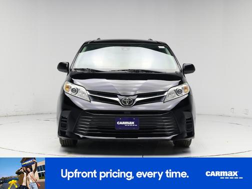 2018 Toyota Sienna LE