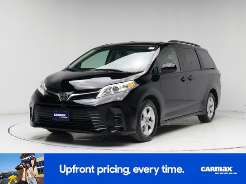 2018 Toyota Sienna LE