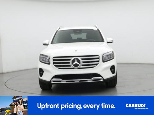White 2024 Mercedes-Benz GLB 250
