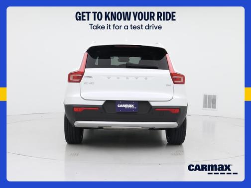 White 2023 Volvo XC40 B4 Plus Bright Theme