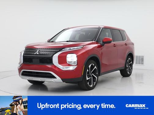 Red 2024 Mitsubishi Outlander SE