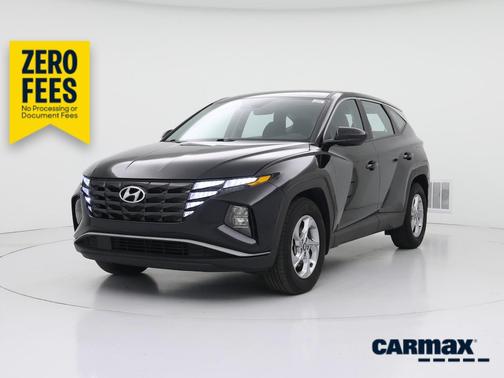 Black 2023 Hyundai TUCSON SE