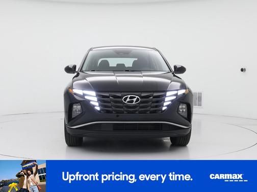 Black 2023 Hyundai TUCSON SE