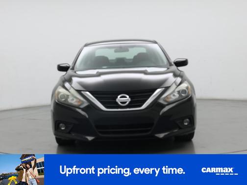 Black 2018 Nissan Altima SR