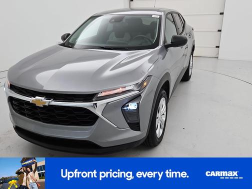 Gray 2024 Chevrolet Trax LS