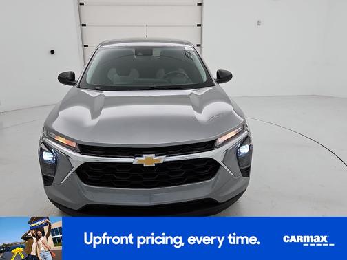Gray 2024 Chevrolet Trax LS