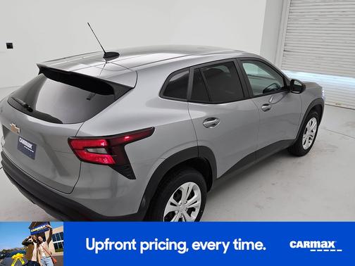 Gray 2024 Chevrolet Trax LS