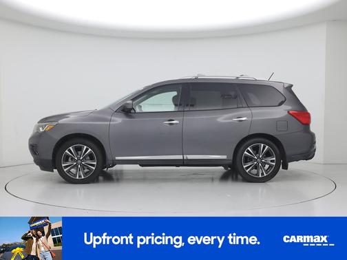 2017 Nissan Pathfinder Platinum