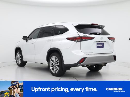 2025 Toyota Highlander Hybrid Platinum