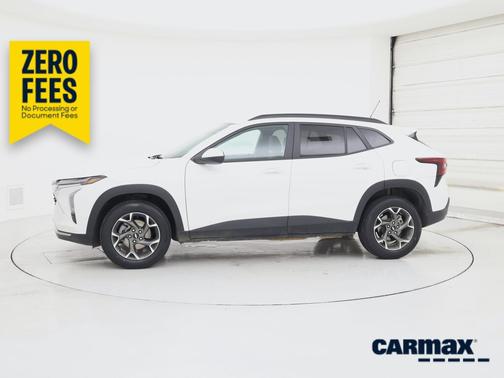 White 2025 Chevrolet Trax LT