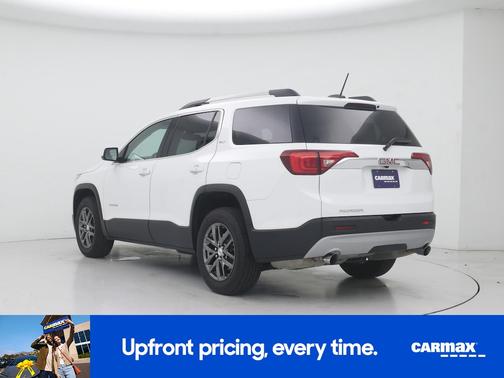 White 2017 GMC Acadia SLT