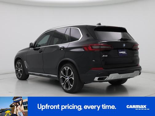 Black 2022 BMW X5 sDrive40i