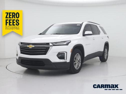 White 2023 Chevrolet Traverse LT Leather
