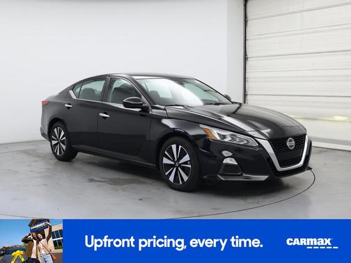 2022 Nissan Altima SV