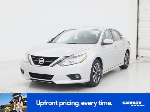 Silver 2016 Nissan Altima SL