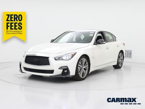 White 2018 INFINITI Q50 Sport