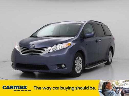 2017 Toyota Sienna XLE
