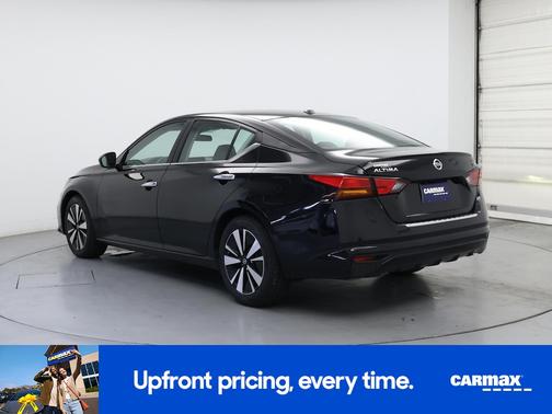 2022 Nissan Altima SV
