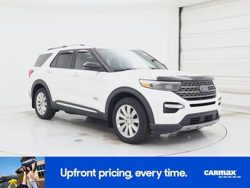 White 2022 Ford Explorer King Ranch