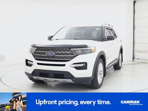 White 2022 Ford Explorer King Ranch