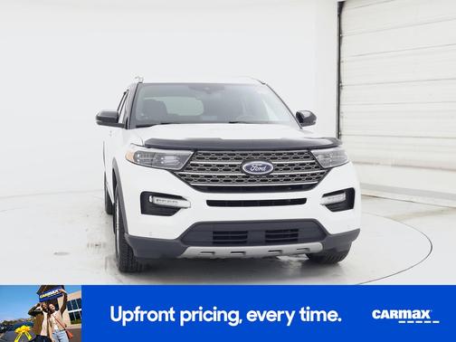 White 2022 Ford Explorer King Ranch