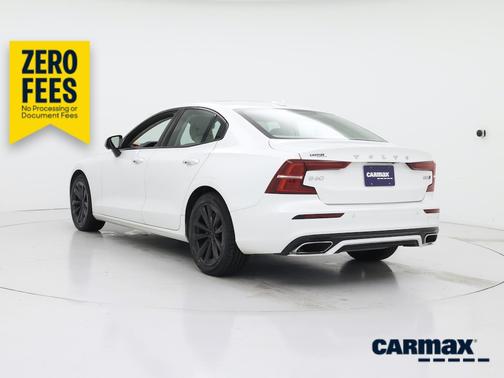 White 2022 Volvo S60 B5 Inscription