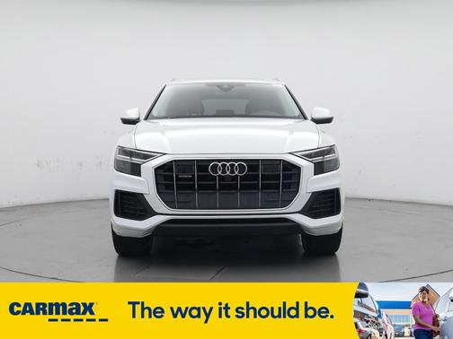 2019 Audi Q8 Premium Plus