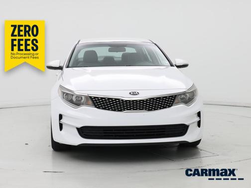White 2018 Kia Optima EX