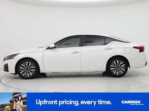 2023 Nissan Altima SV