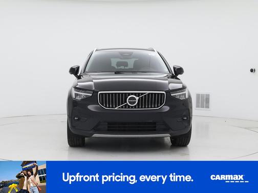 2023 Volvo XC40 B4 Plus Bright Theme