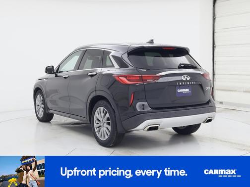 Black 2023 INFINITI QX50 Luxe