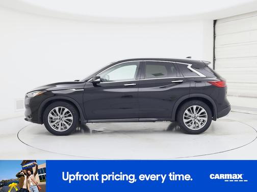 Black 2023 INFINITI QX50 Luxe