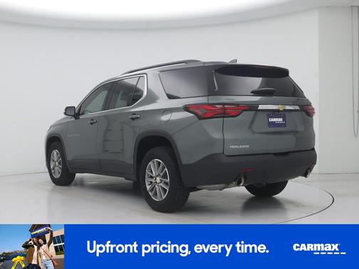 Green 2023 Chevrolet Traverse LT Cloth