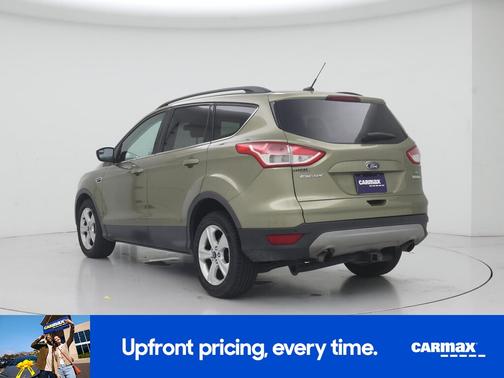 Green 2014 Ford Escape SE