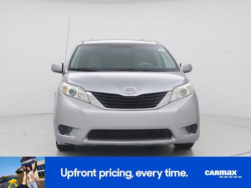 2014 Toyota Sienna LE