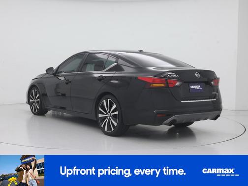 2022 Nissan Altima SR