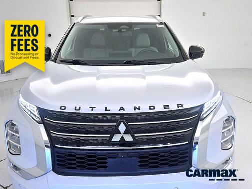 White 2023 Mitsubishi Outlander SEL