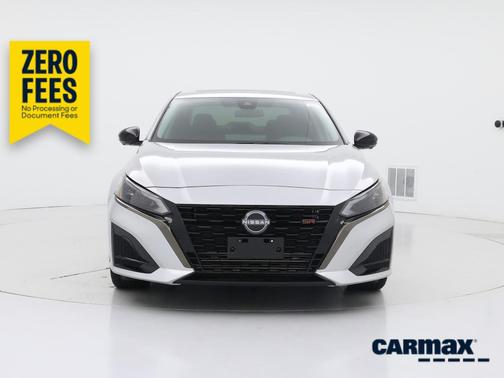 Silver 2023 Nissan Altima SR