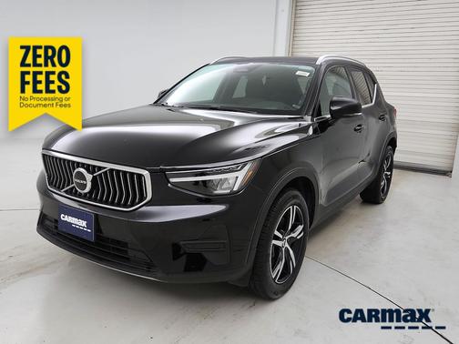 Black 2025 Volvo XC40 B5 Core Bright Theme