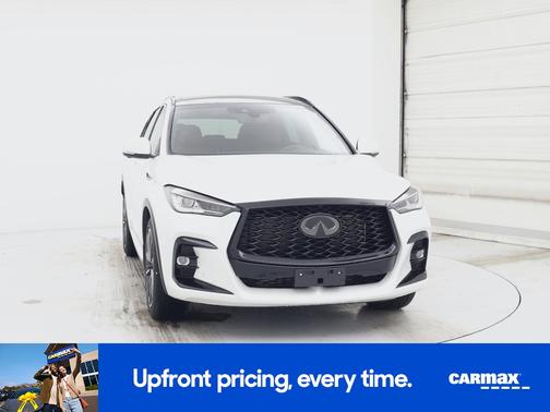 White 2023 INFINITI QX50 Sport
