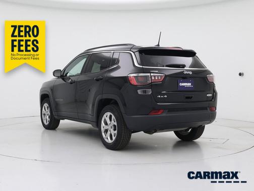 Black 2024 Jeep Compass Latitude